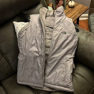 NWOT The North face vest